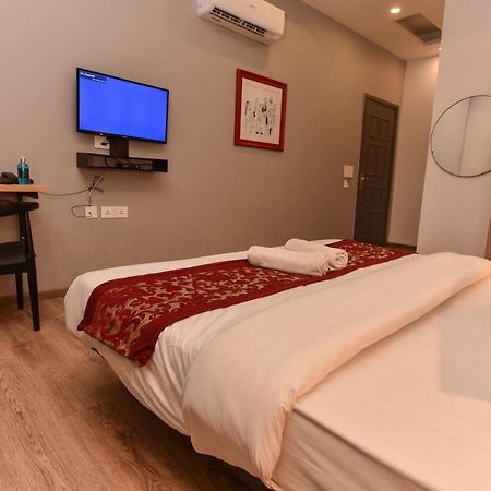 Hotel Red Saffron 뉴델리 외부 사진