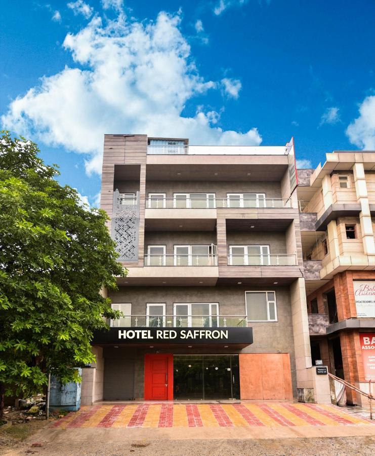 Hotel Red Saffron 뉴델리 외부 사진