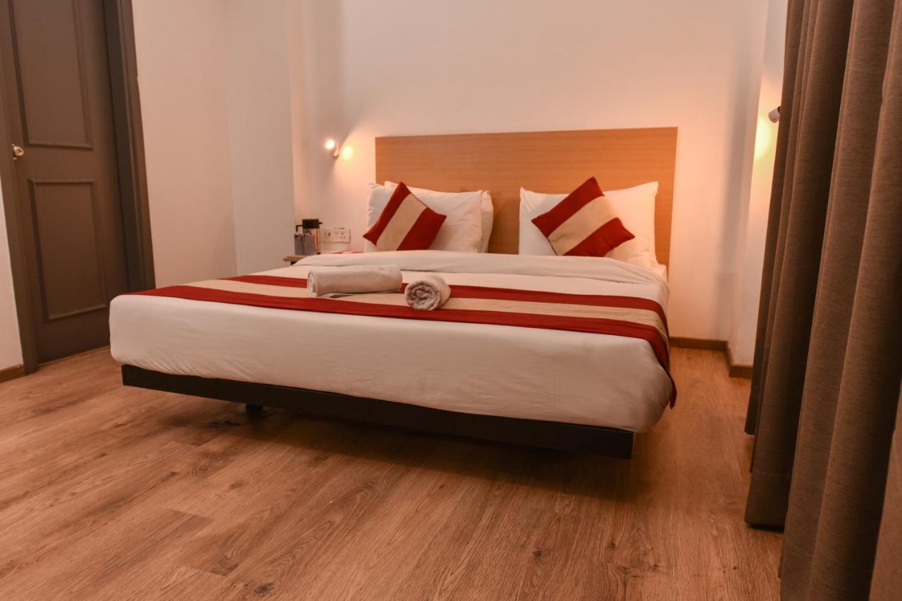 Hotel Red Saffron 뉴델리 외부 사진