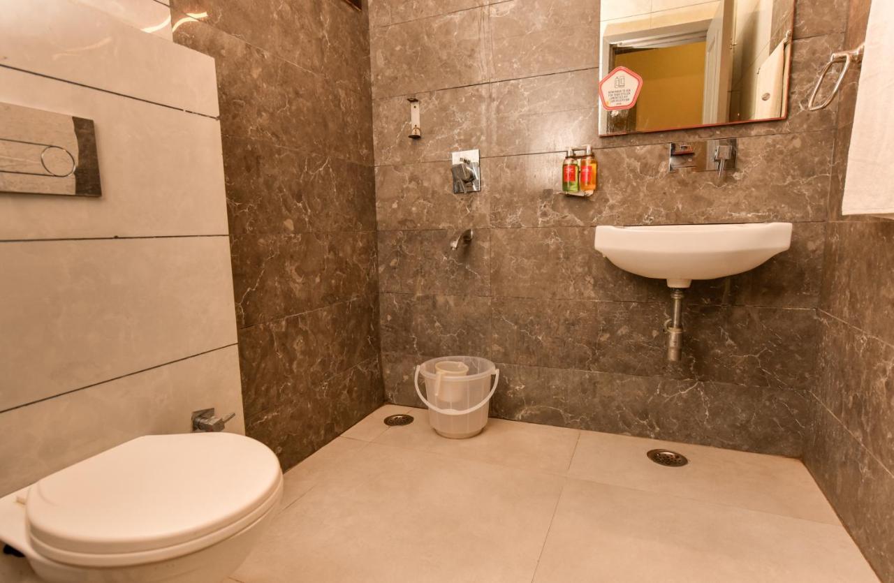 Hotel Red Saffron 뉴델리 외부 사진
